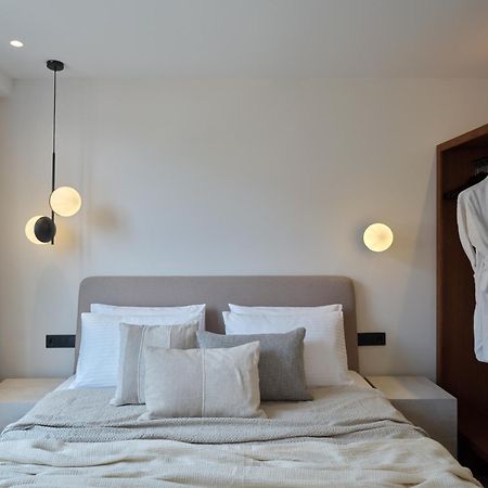 Haya Athens Loftie Suites Exteriör bild