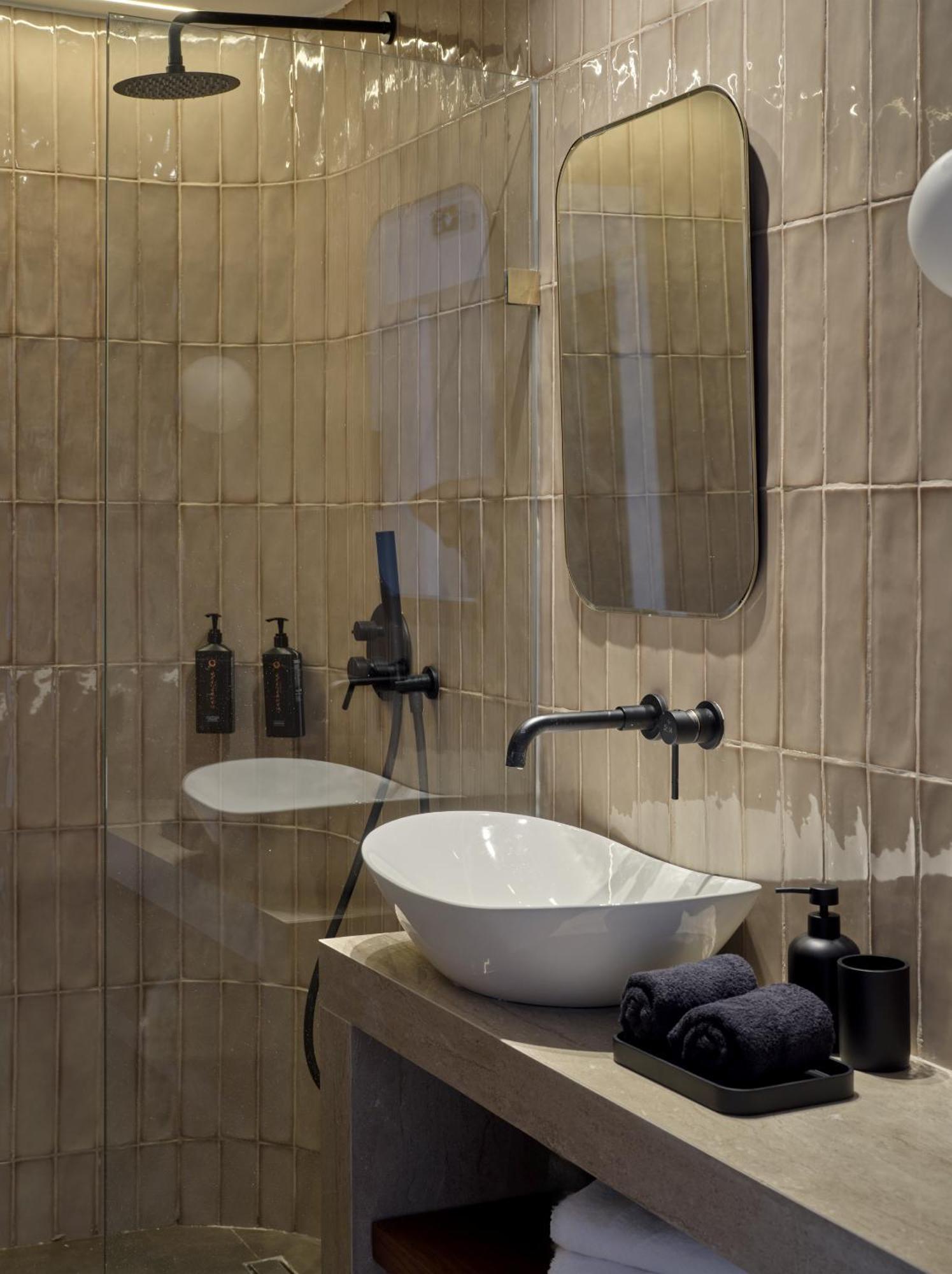Haya Athens Loftie Suites Exteriör bild